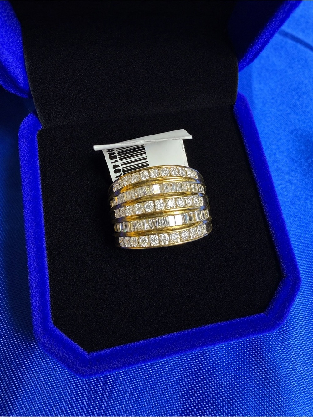 Genuine Natural Diamond Gold Statement Ring-Round and Baguettes